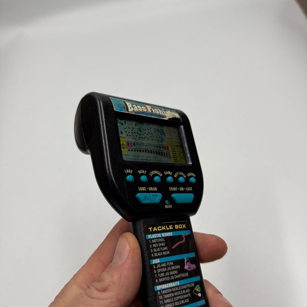 Bass Fish Handheld Game - Picture 2 of 3